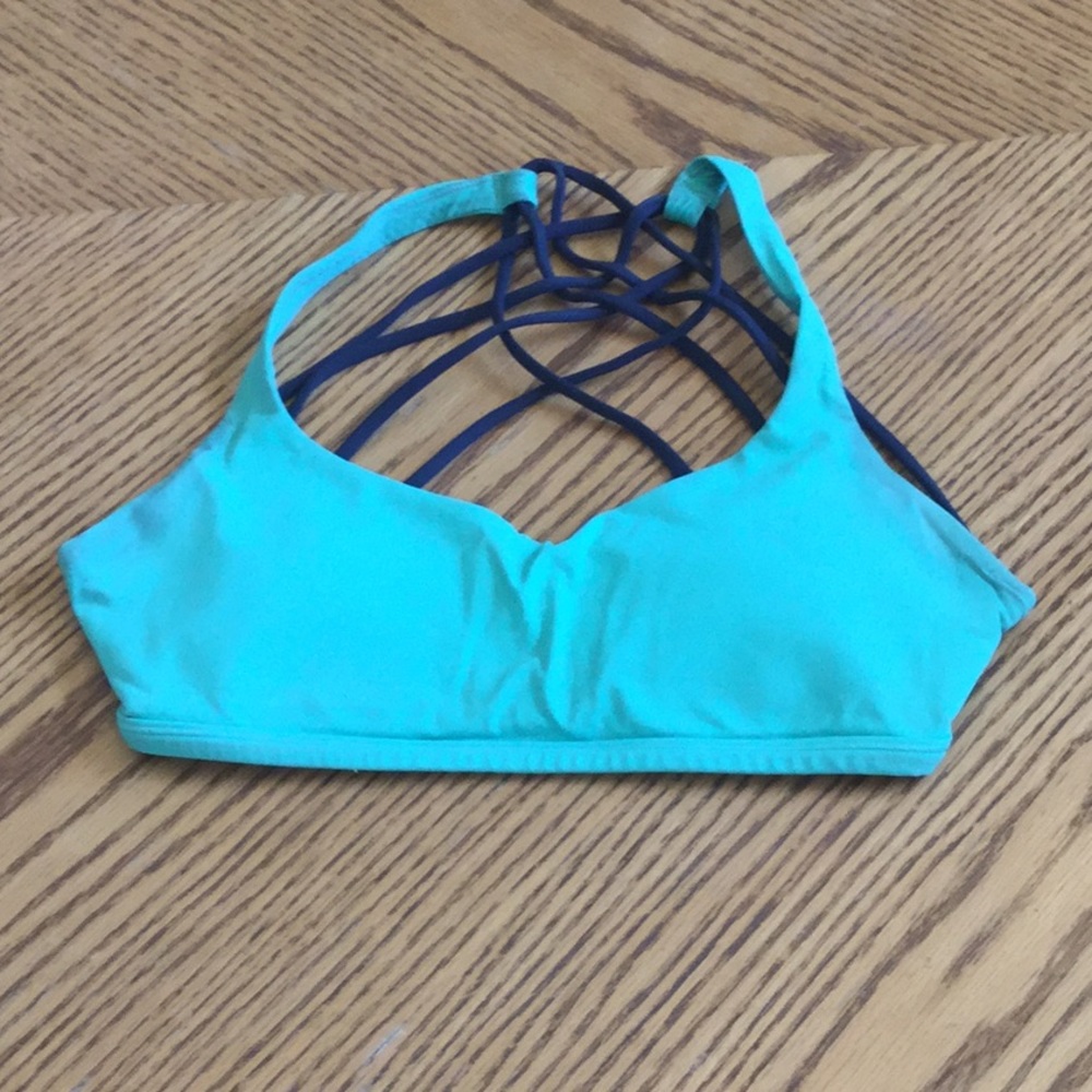 Lululemon Free to Be Wild Sports Bra